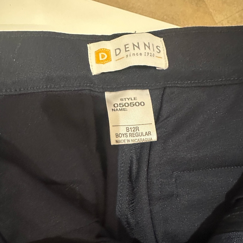 School uniform shorts navy size Large/ Dennis uniform and nautica